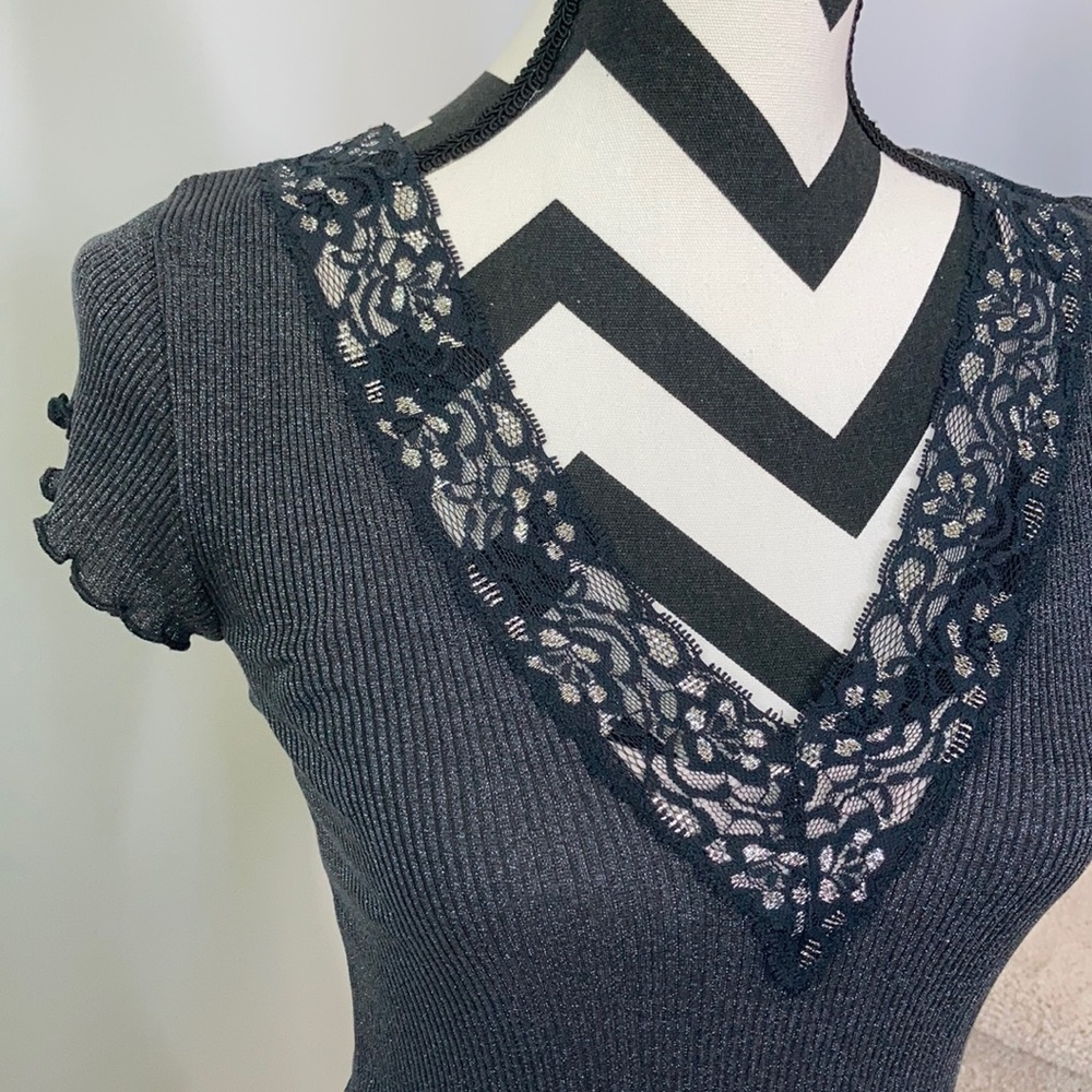 Liu Jo Short Sleeve Top - Picture 3 of 6